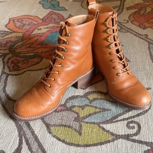 FREE SHIPPING Madewell Lace Up Boot 6.5 in English Saddle (permanently sold out)